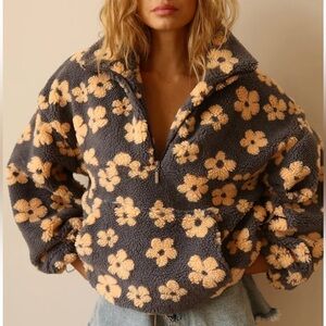 Allen & Moore Daisy Bloom Fleece
